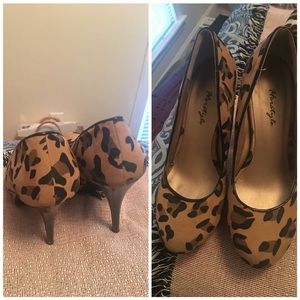 Leopard shoes